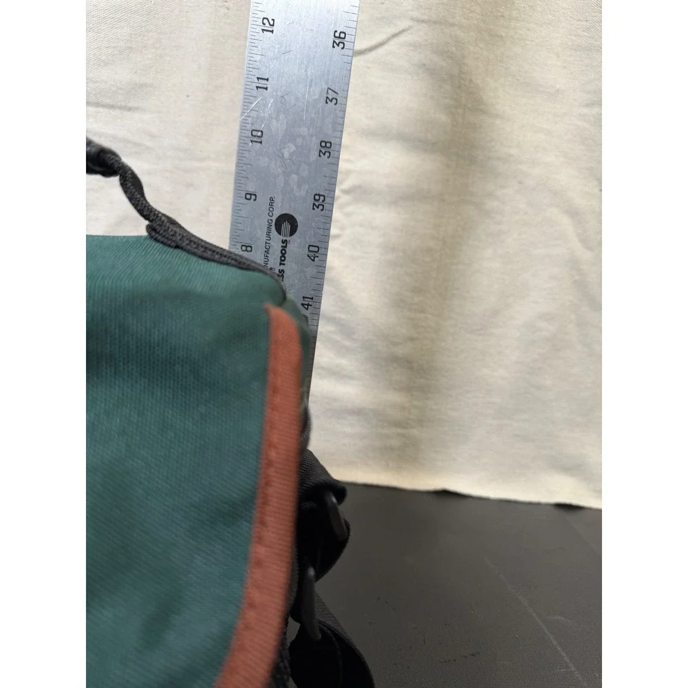 Lowepro Nova 1 Camera Bag Unisex Small Green Vintage Sturdy Canvas Shoulder Bag